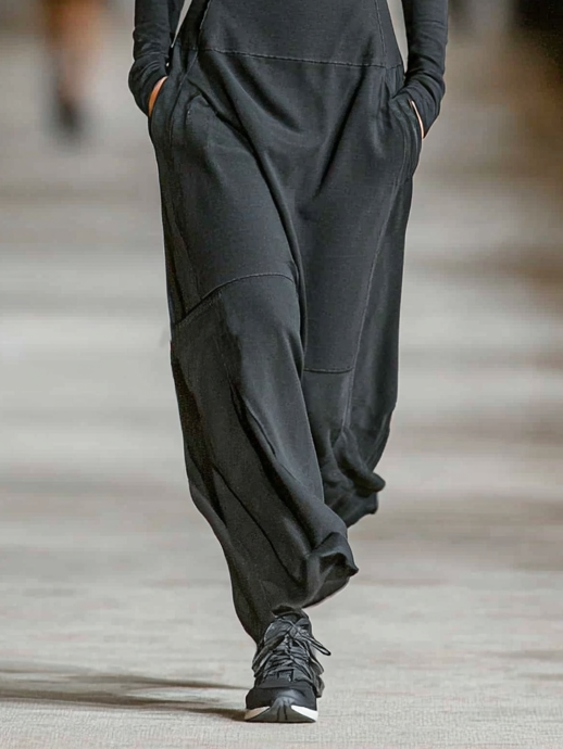 Abiti maxi sportivi per donne con colletto alto e zip MDA3197G9Y