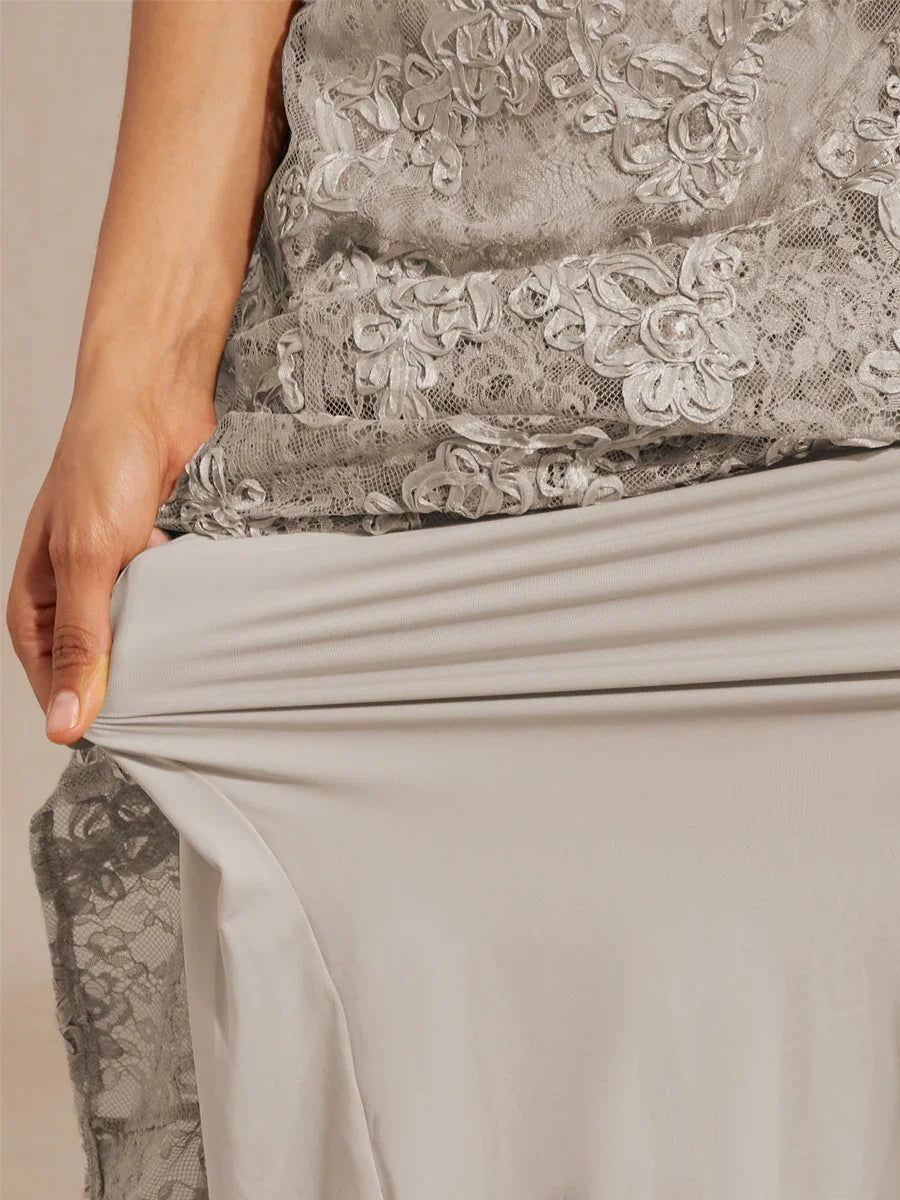Abito A-Line in Pizzo Rosette con Decorazioni in Paillettes