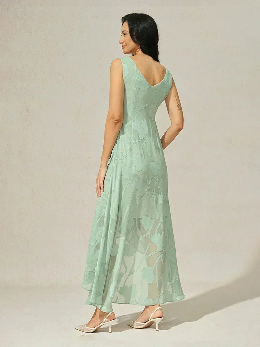 Abito da Sera Senza Maniche in Chiffon Floreale con Orlo Asimmetrico