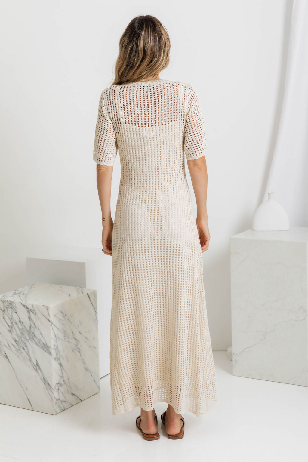 ESSENZIALE - Vestito Maxi all'Uncinetto Airlie - Naturale