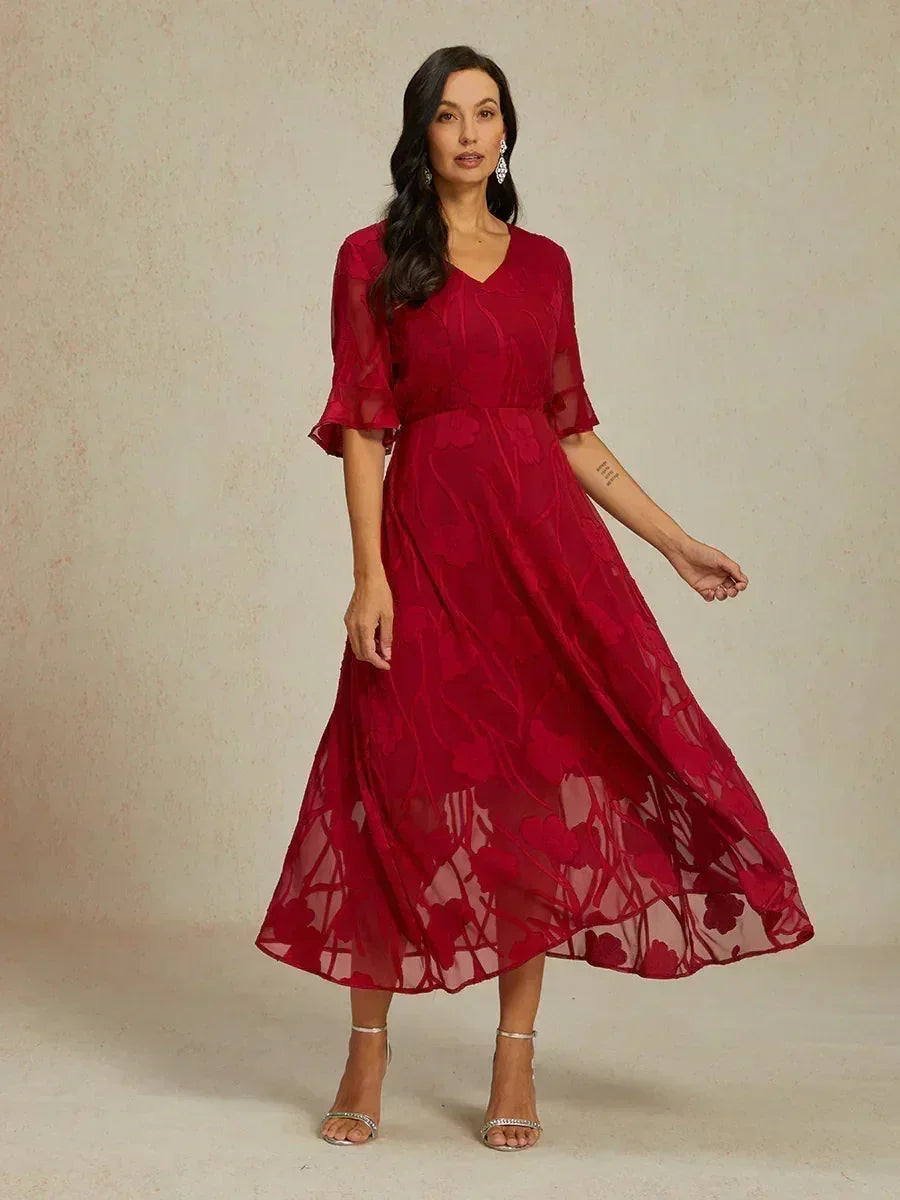 Abito Maxi in Pizzo con Maniche Fluttuanti