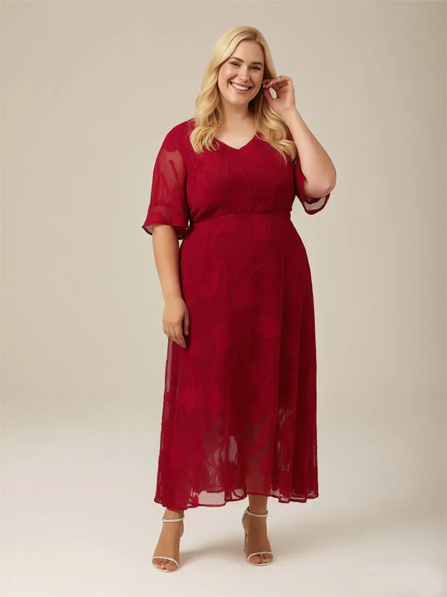 Abito Maxi in Pizzo con Maniche Fluttuanti