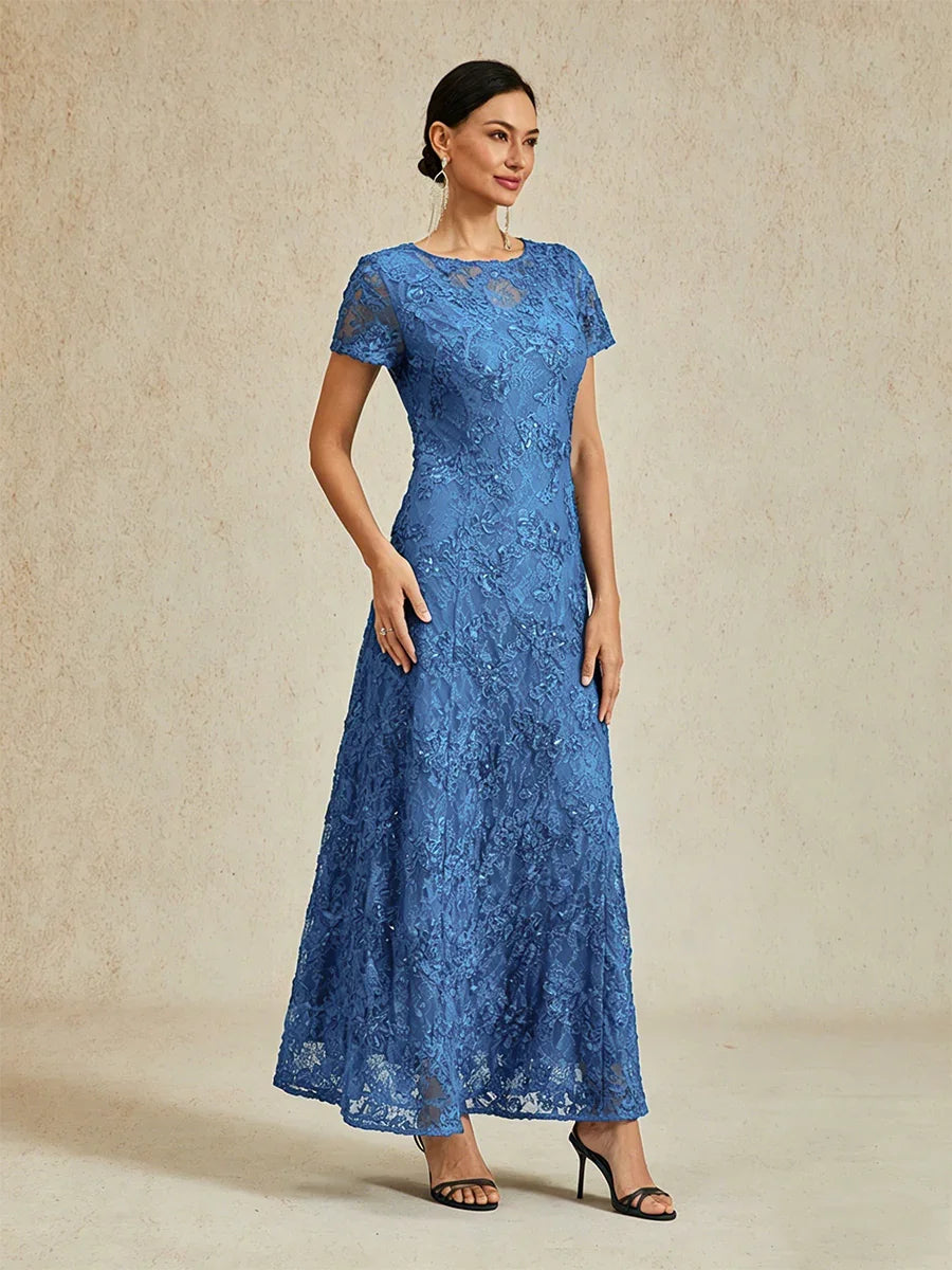 Abito A-Line in Pizzo Rosette con Decorazioni in Paillettes
