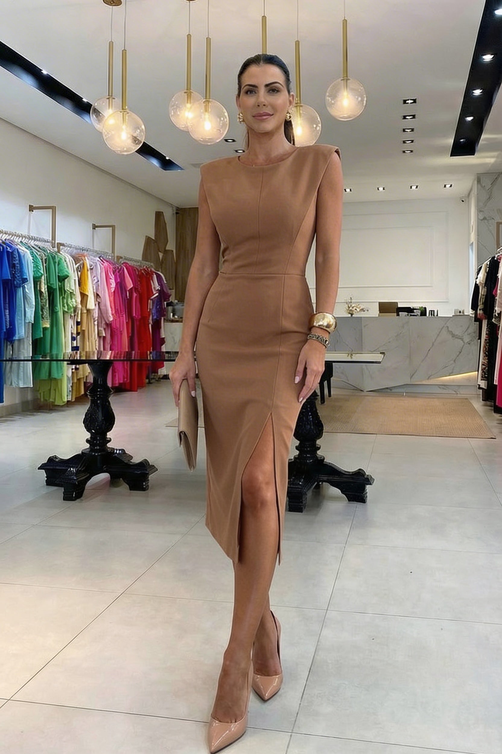 Bianca | Abito elegante con spacco