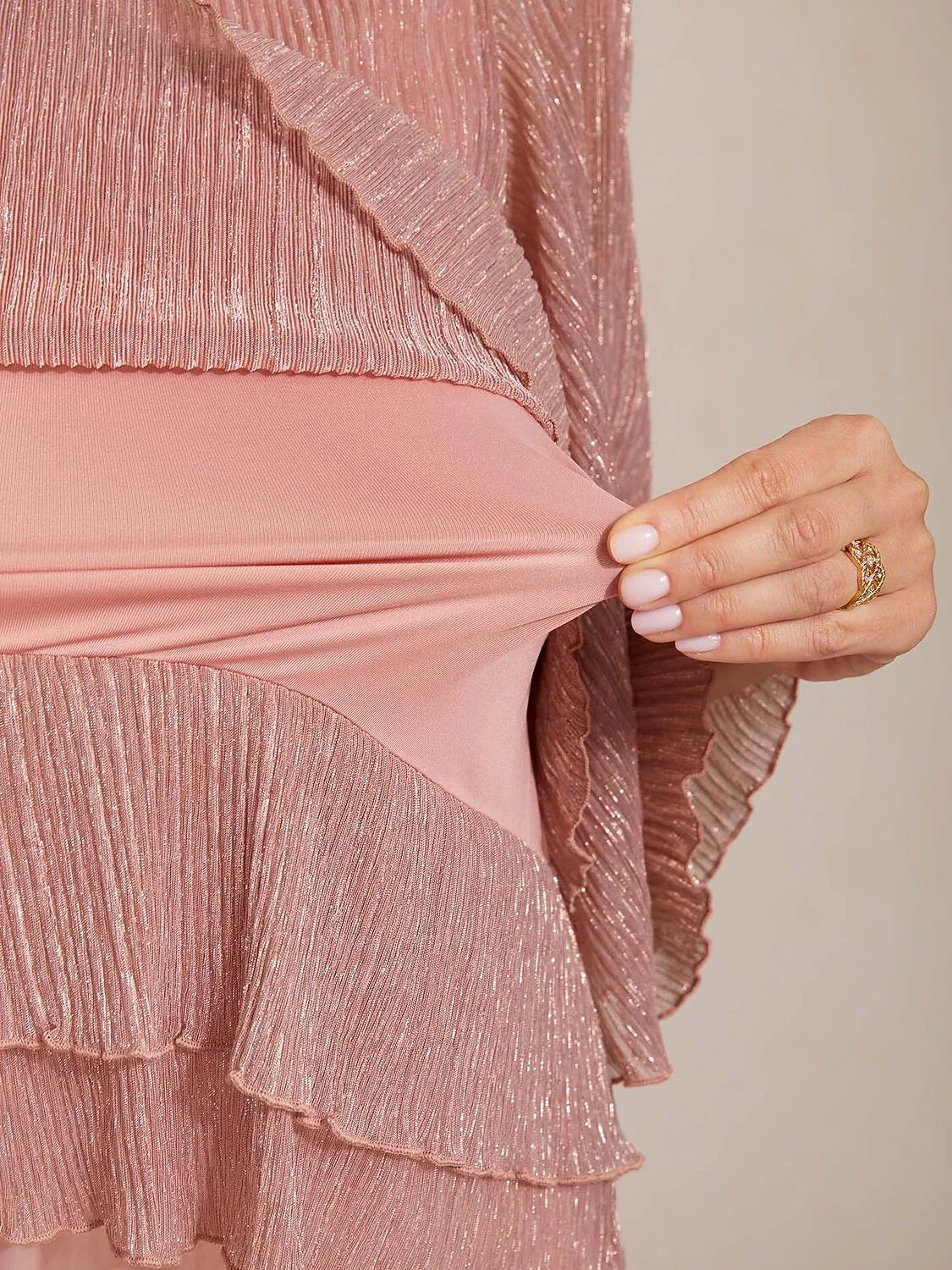Blusa Asimmetrica a Strati in Chiffon Metallizzato Pieghettato