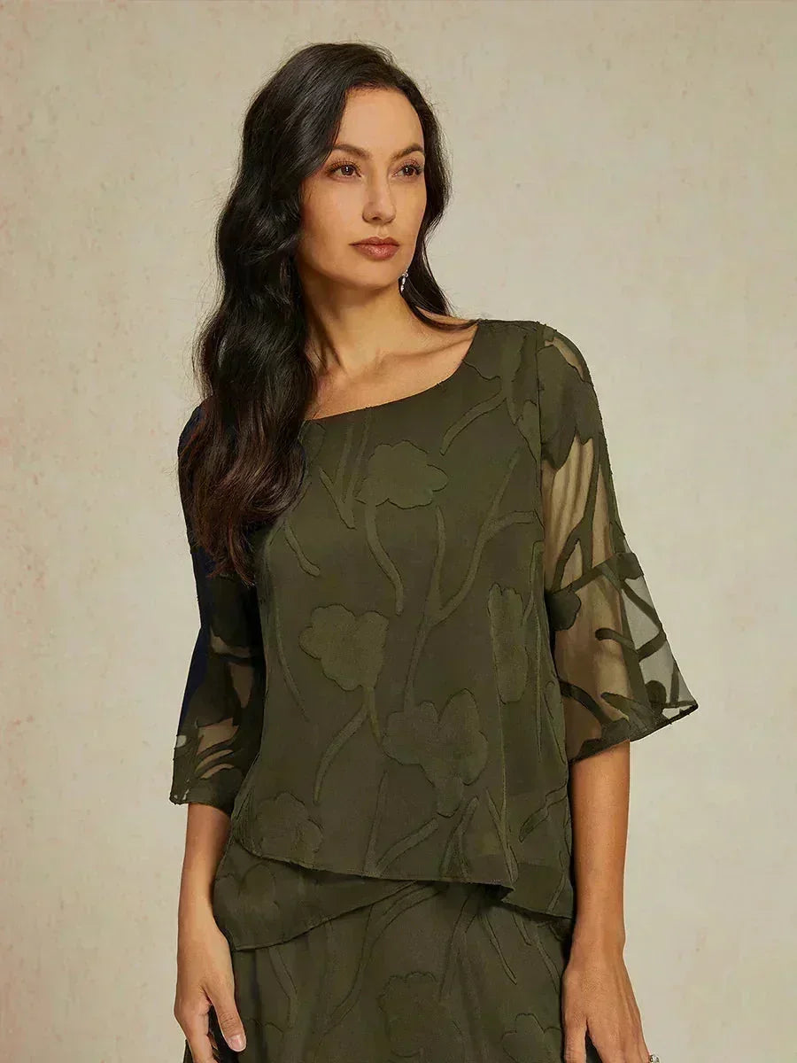 Blusa in Chiffon con Orlo Asimmetrico
