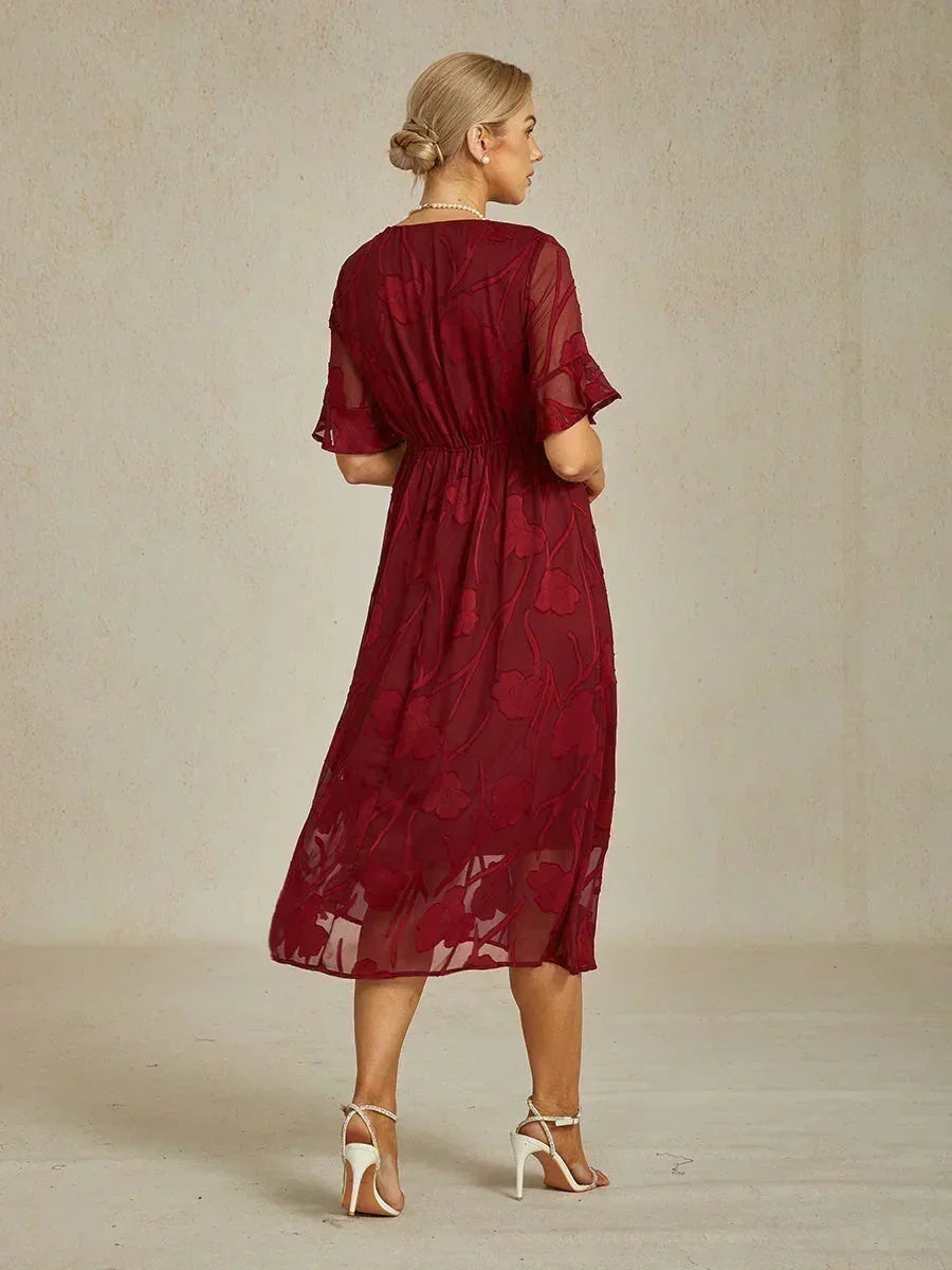 Abito Maxi in Pizzo con Maniche Fluttuanti